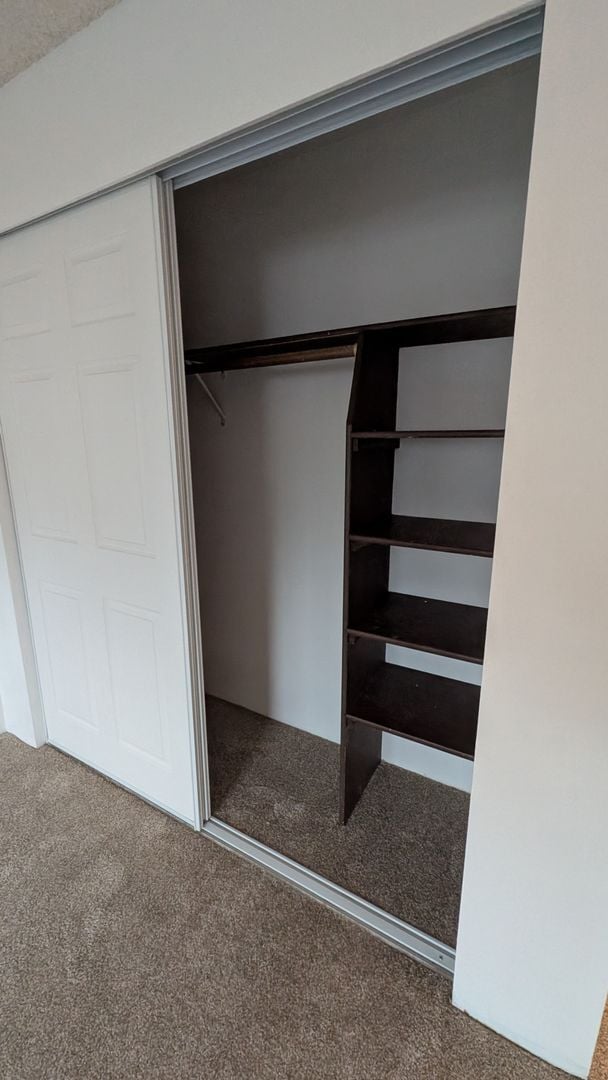 Building Photo - 2020 Grant Ave S