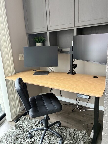 Building Photo - 1777 Larimer St