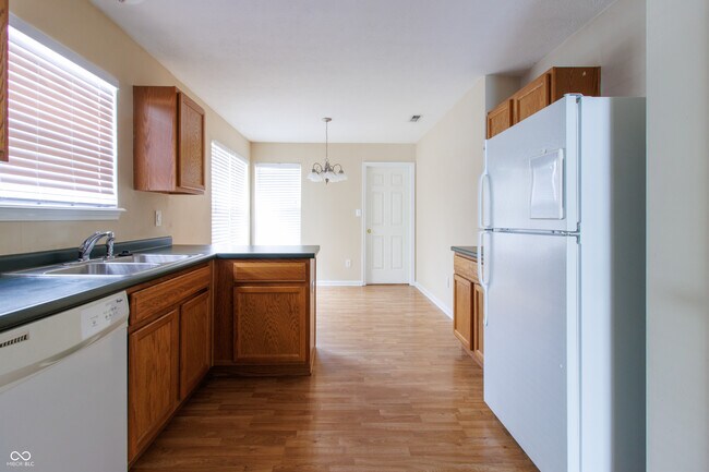 Building Photo - 435 Grabill Dr