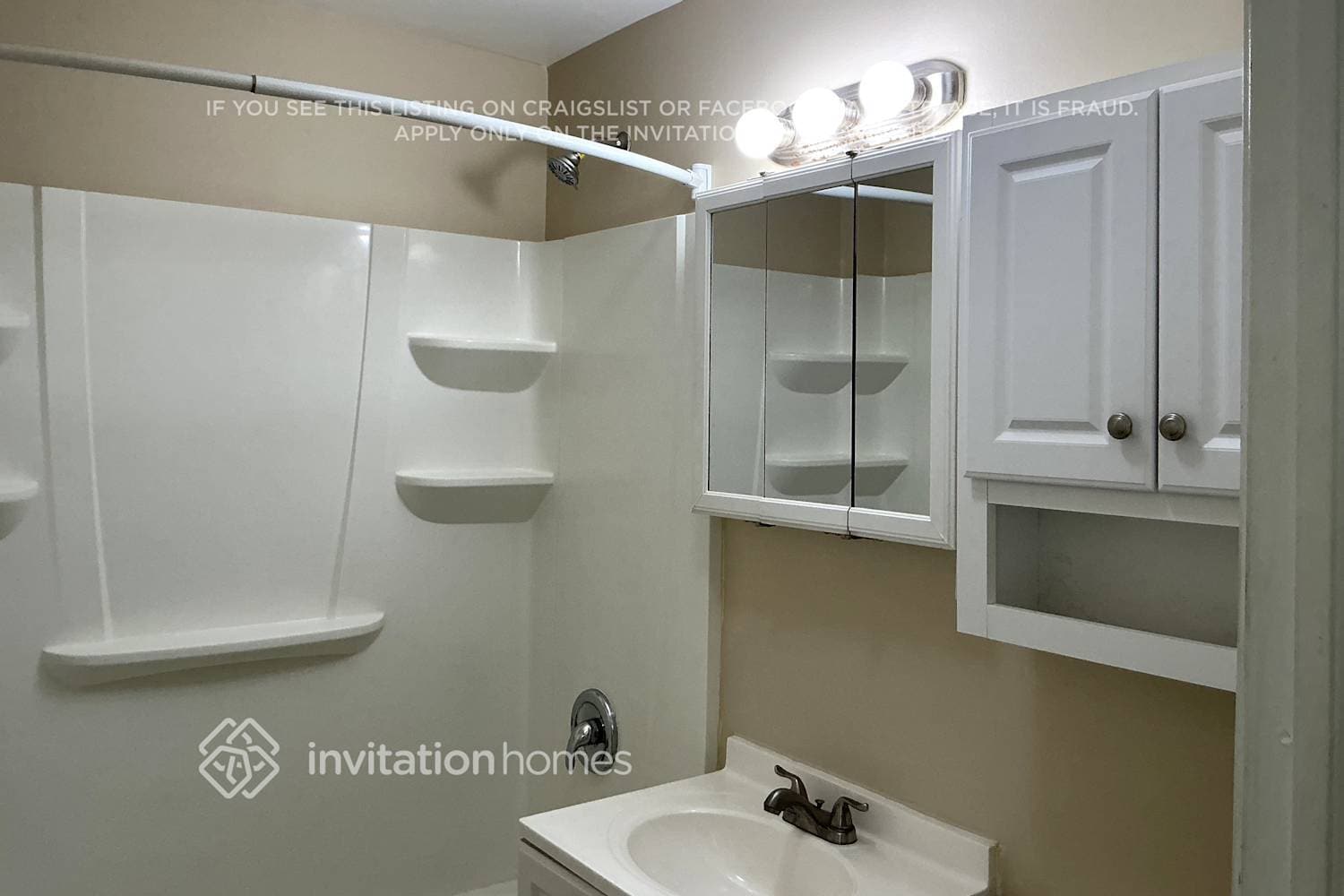 Building Photo - 9141 Menard Ave