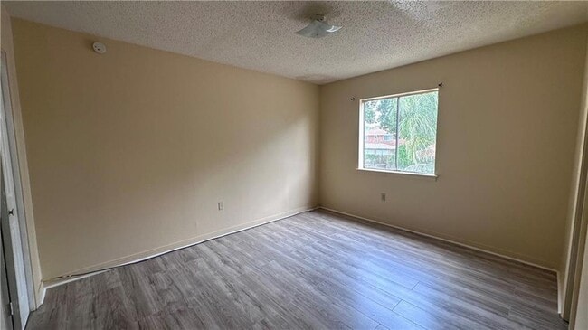 Building Photo - 5426 Tullis Dr