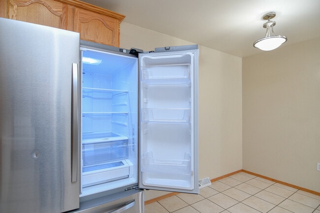 Building Photo - 235 Cavil Way