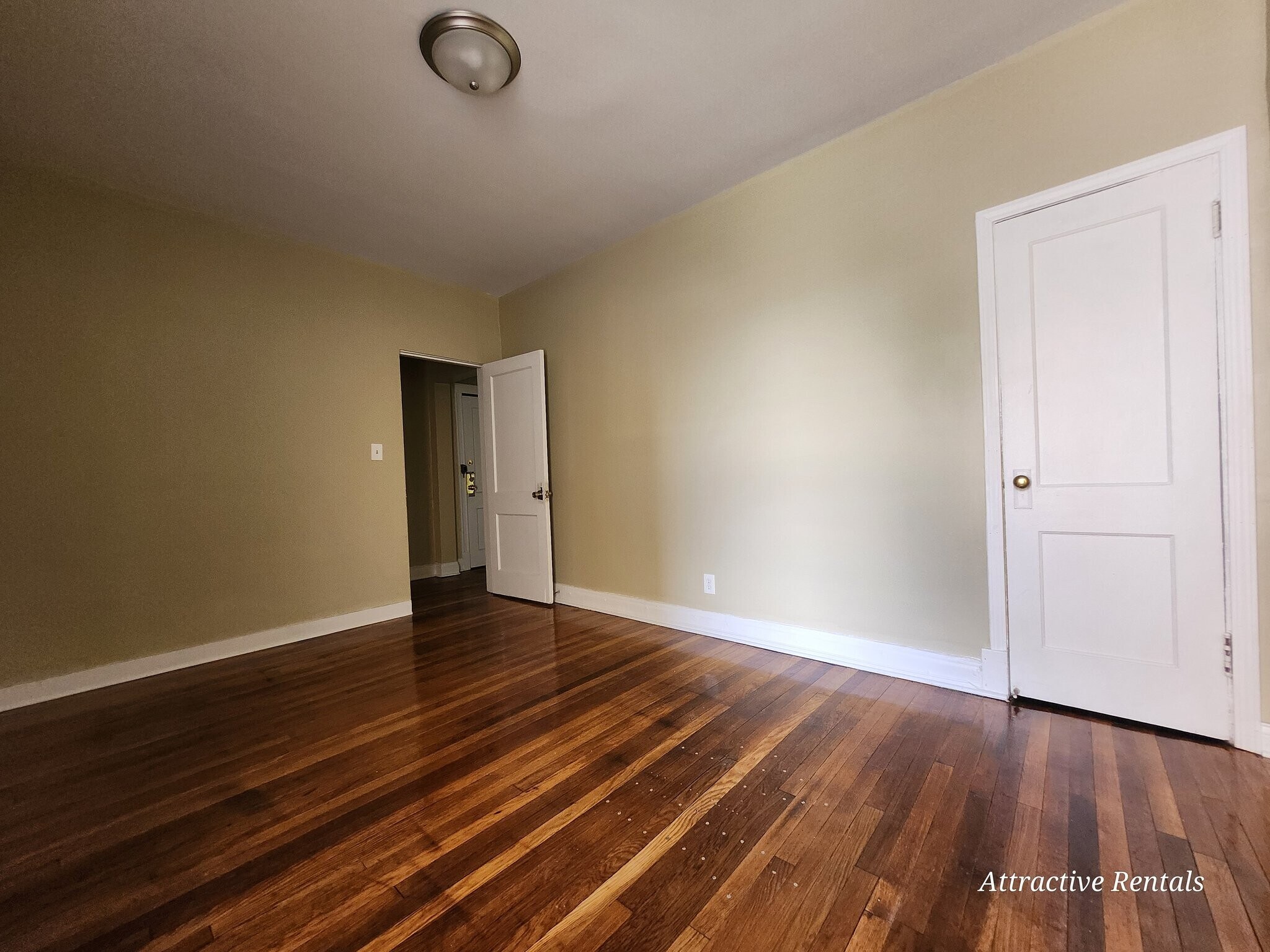 Building Photo - 152 N Menard Ave