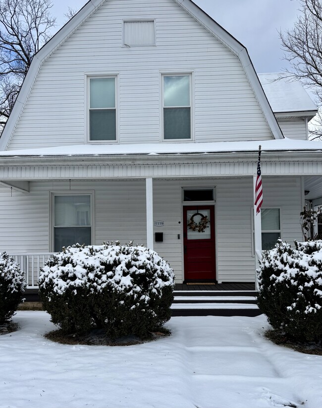 Building Photo - 1119 Windsor Ave