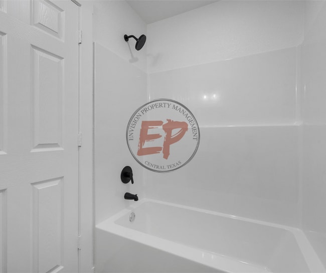 Building Photo - 1600 N 11th St