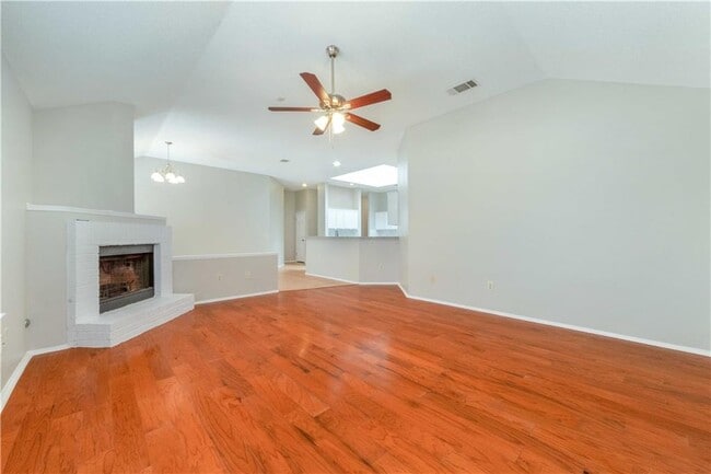 Building Photo - 8309 Edgemoor Pl