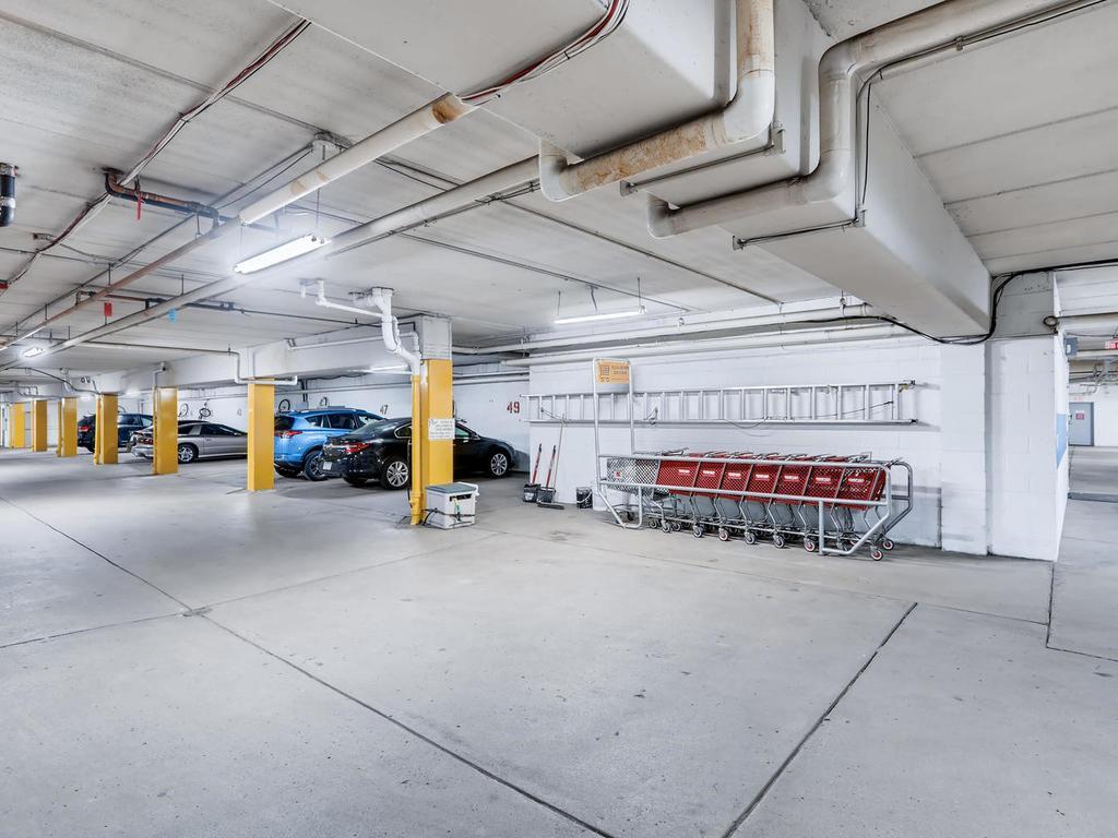Heated Garage - 179 Little Canada Rd E