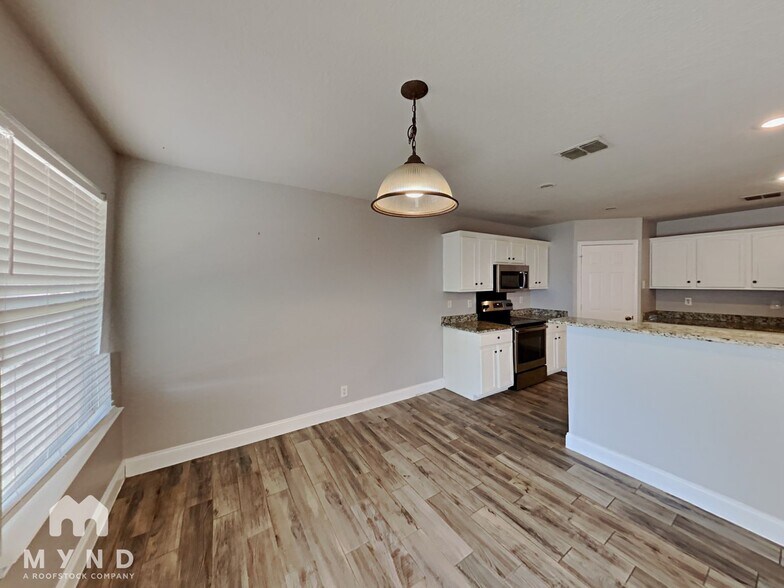 Building Photo - 7119 Capricorn Way