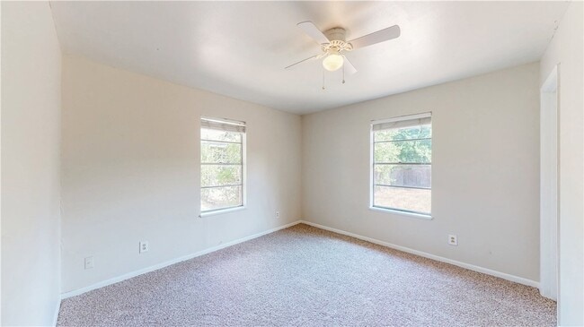 Building Photo - 1407 Lawyer St