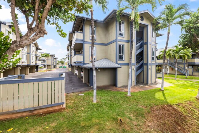 Building Photo - 91-284-284 Hanapouli Cir