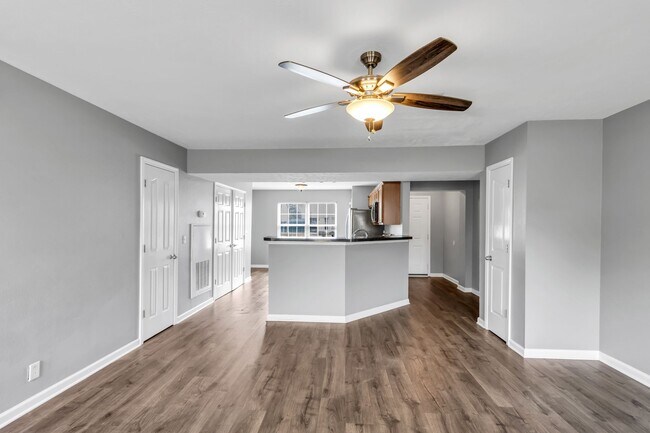 Building Photo - 414 Arapaho Dr