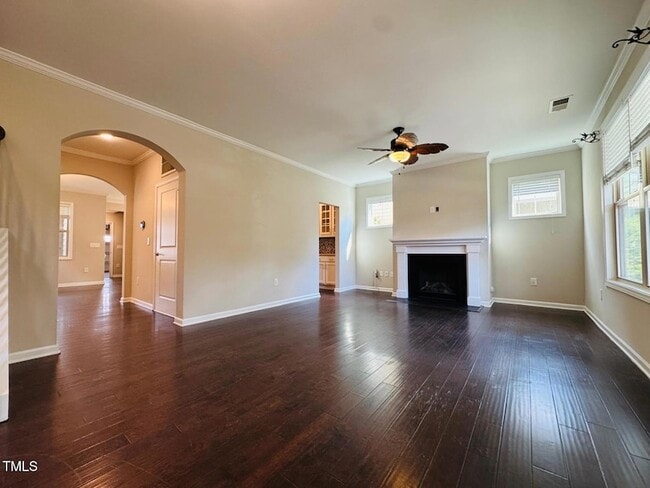 Building Photo - 1129 Pemberly Ave