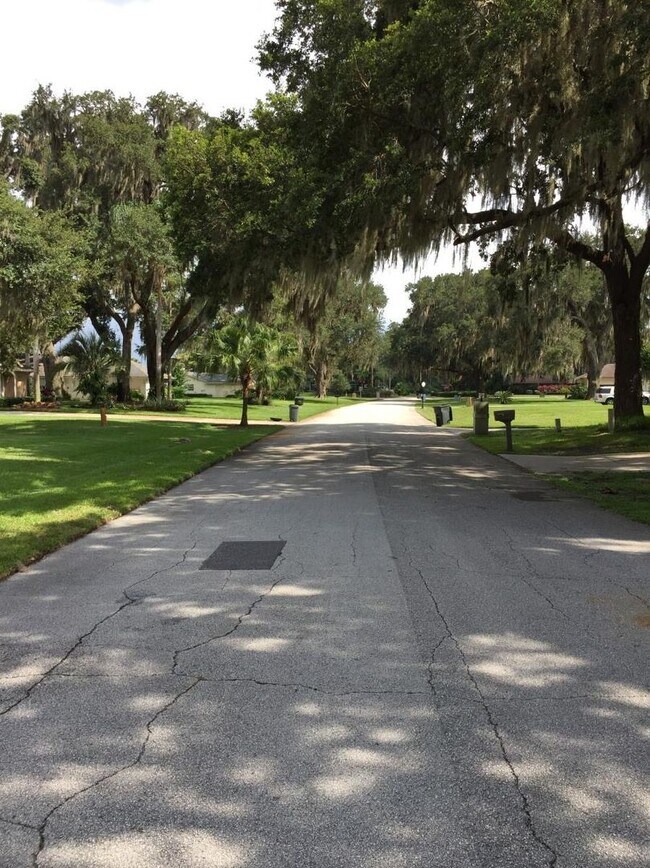 Building Photo - FOR RENT!!! STUNNING AND SPACIOUS 5 BEDROOM SINGLE FAMILY HOME...