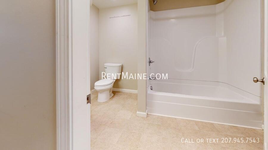 Building Photo - 2 Danielson St