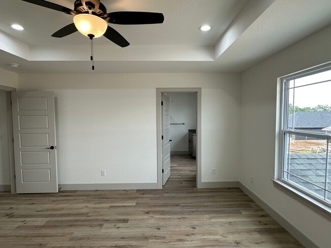 Building Photo - BRAND NEW 4 BED 3 BATH in WAYNESVILLE