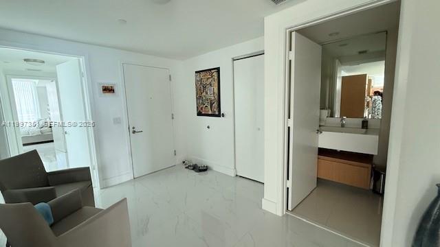 Building Photo - 460 NE 28th St