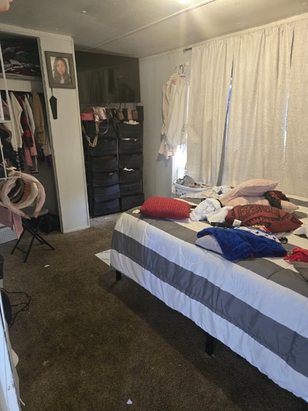 Building Photo - 1075 Sweeten Creek Rd