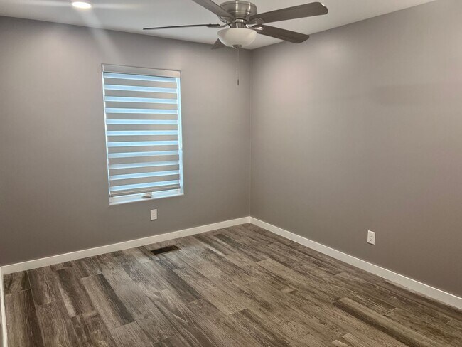 Building Photo - Wonderful remodeled 4 bedroom, 3 bathroom ...