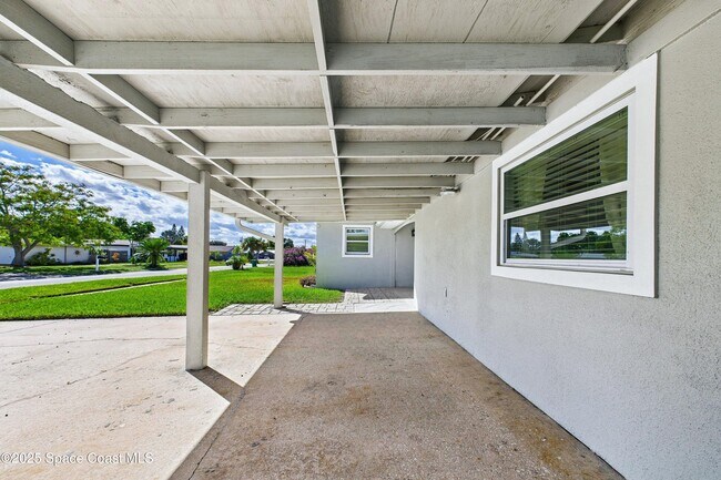 Building Photo - 1500 Dorsal St