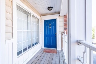 Building Photo - 4 bedroom, 4 bathroom Condominium- ONE BEDROOM AVAILABLE