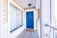 Building Photo - 4 bedroom, 4 bathroom Condominium- ONE BEDROOM AVAILABLE