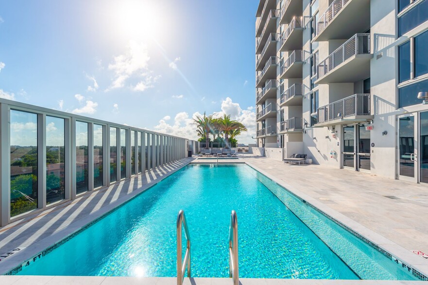 Building Photo - Zoi House Grove