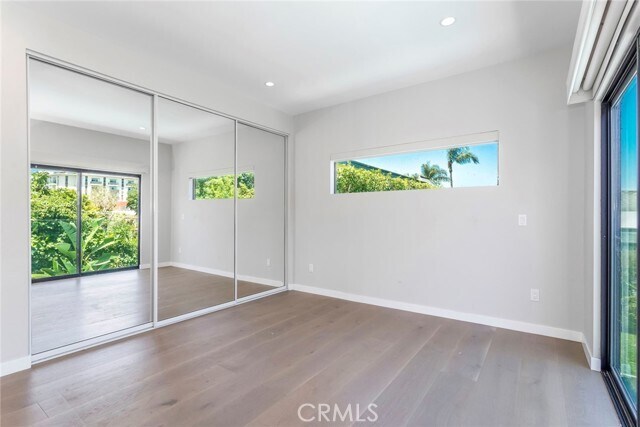 Building Photo - 1444 Stearns Dr