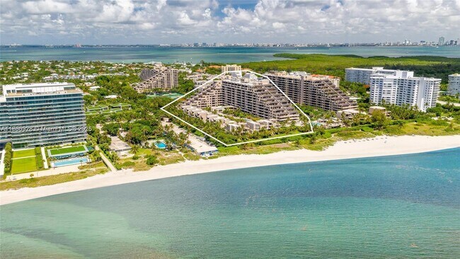 Building Photo - 201 Crandon Blvd