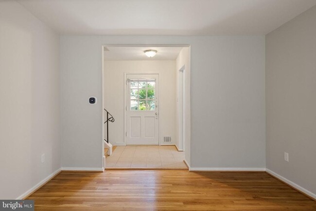 Building Photo - 8341 Carnegie Dr