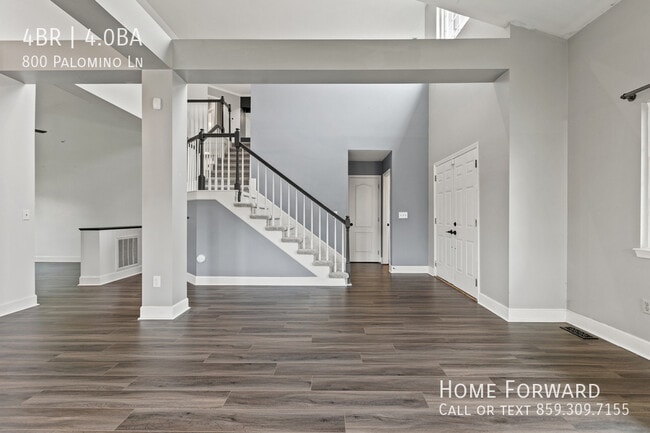 Building Photo - 800 Palomino Ln