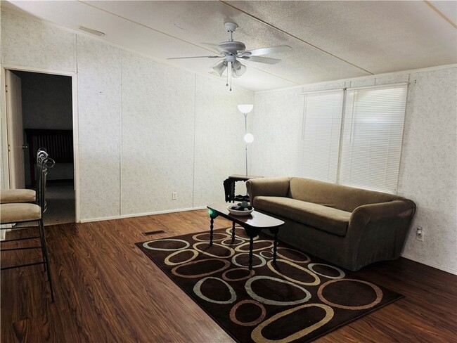 Building Photo - 5389 Riverview Dr