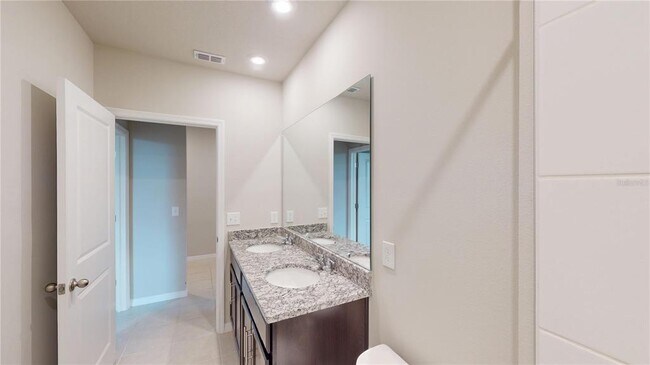 Building Photo - 1212 Oak Vly Dr