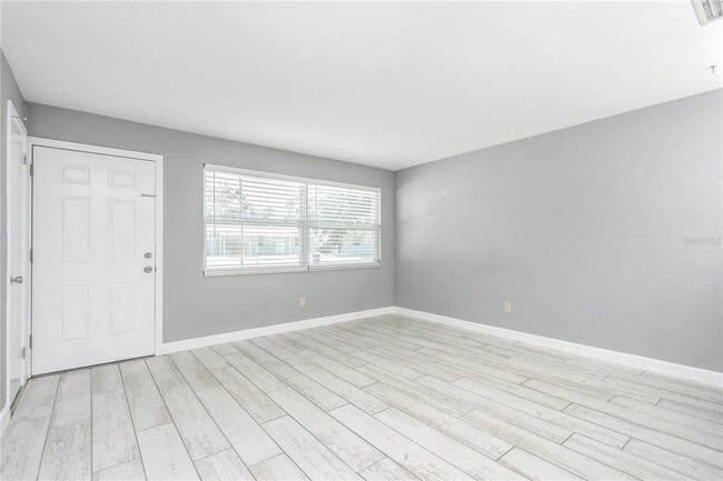 Building Photo - 5418 Newton Ave S