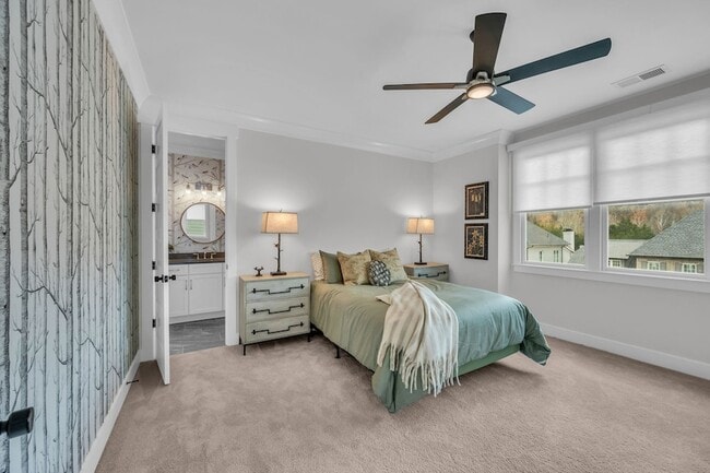 Building Photo - 5045 Kathryn Ave