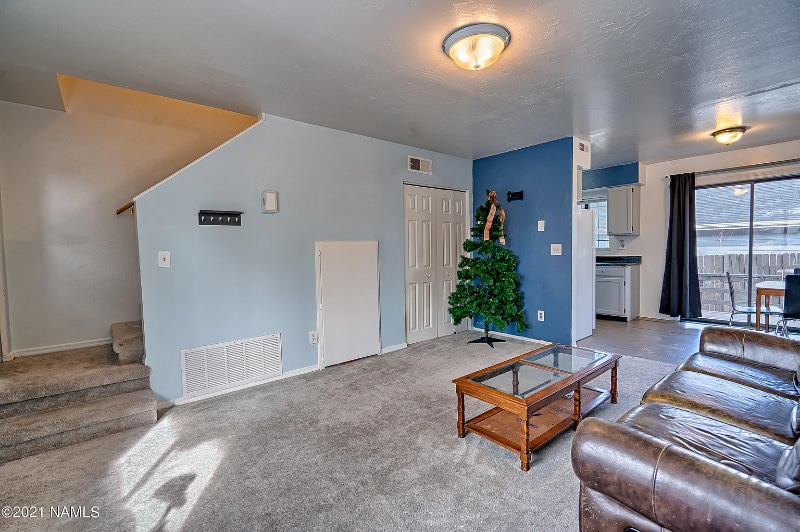 Building Photo - 508 S Fountaine St