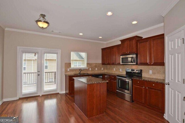 Building Photo - 3019 Liberty Way NW