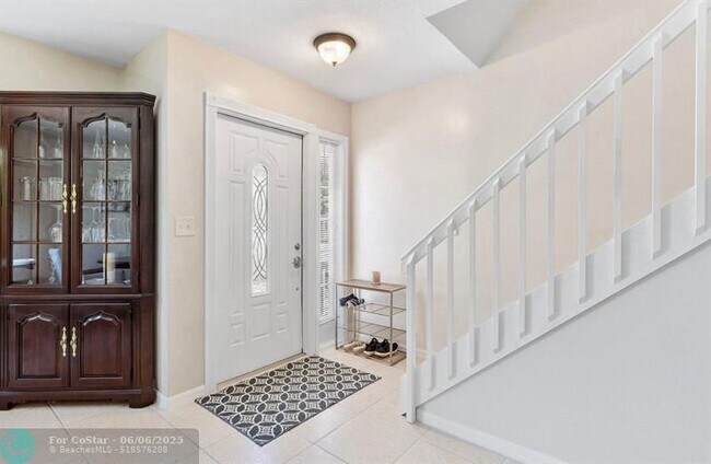Building Photo - 5836 Rambler Rose Way