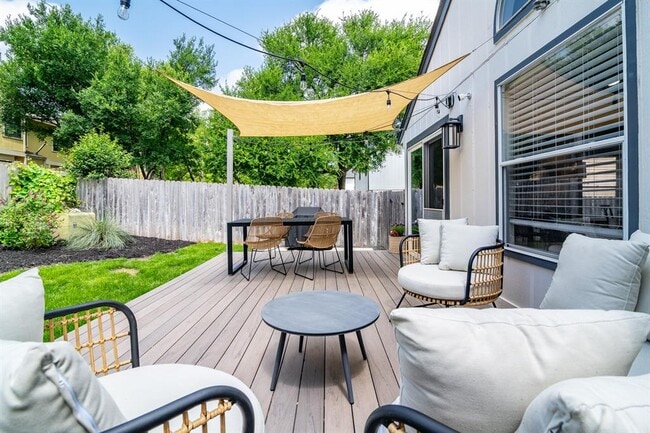 Building Photo - 1407 Elm Brook Dr