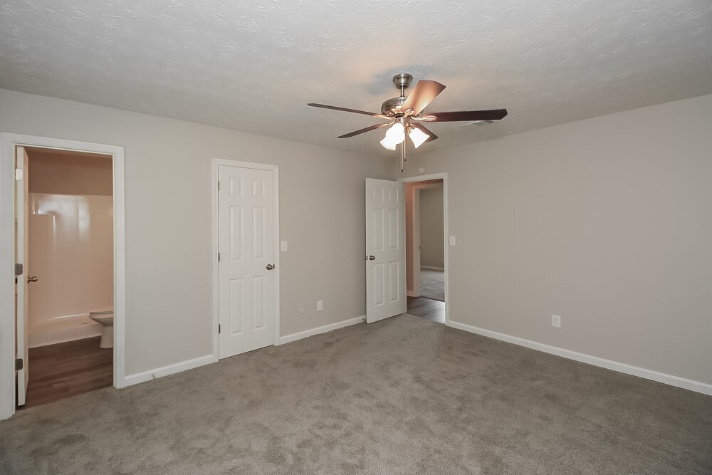 Building Photo - 907 Walnut Creek Ln