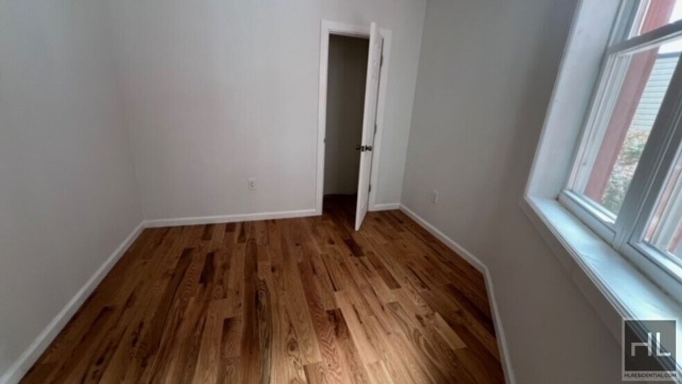 Building Photo - 100% GUT RENOVATED DUPLEX  with PRIVATE GA...