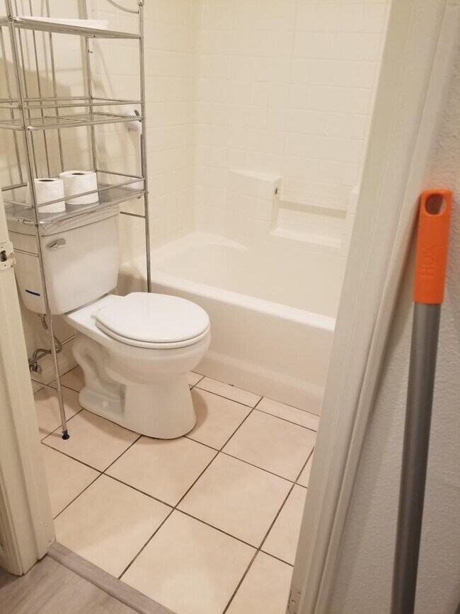 Building Photo - 66389 Desert View Ave