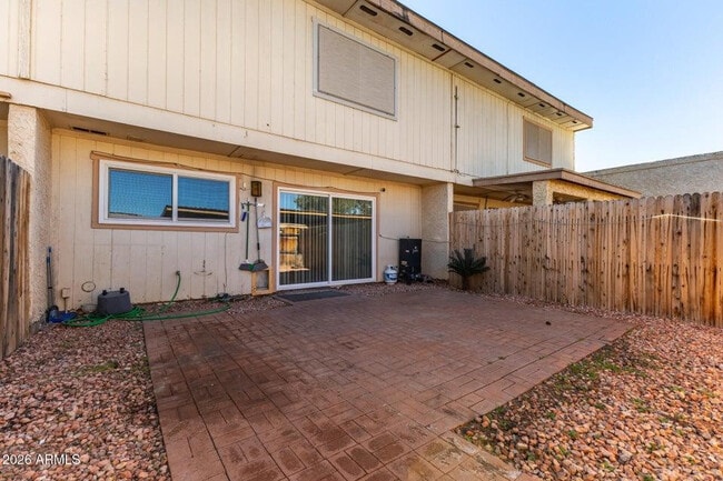 Building Photo - 3109 W Harmont Dr