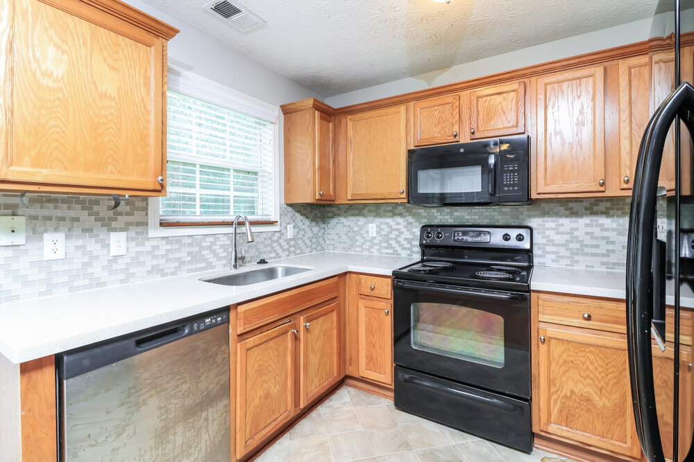 Building Photo - 222 Arbor Creek Dr