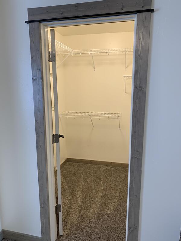 Building Photo - 3355 Blackbird Wy