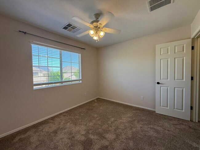 Building Photo - 6509R West Red Fox Road