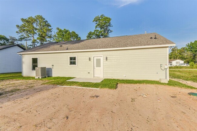 Building Photo - 122 County Rd 3704