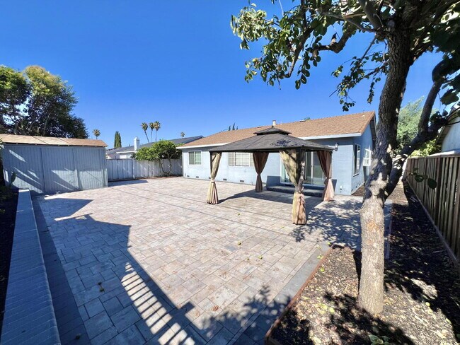 Building Photo - Beautiful 4BR Home in San Jose