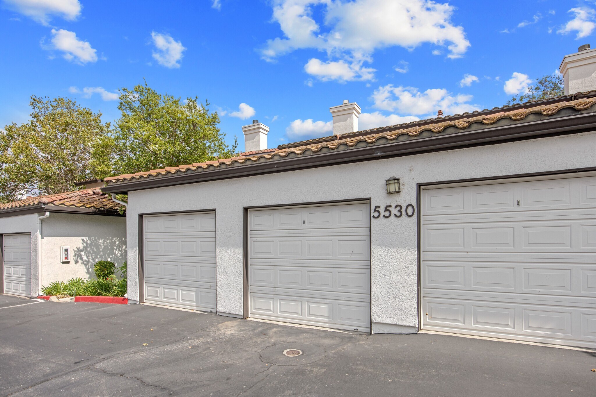 Building Photo - 5530 Spanish Oak Ln