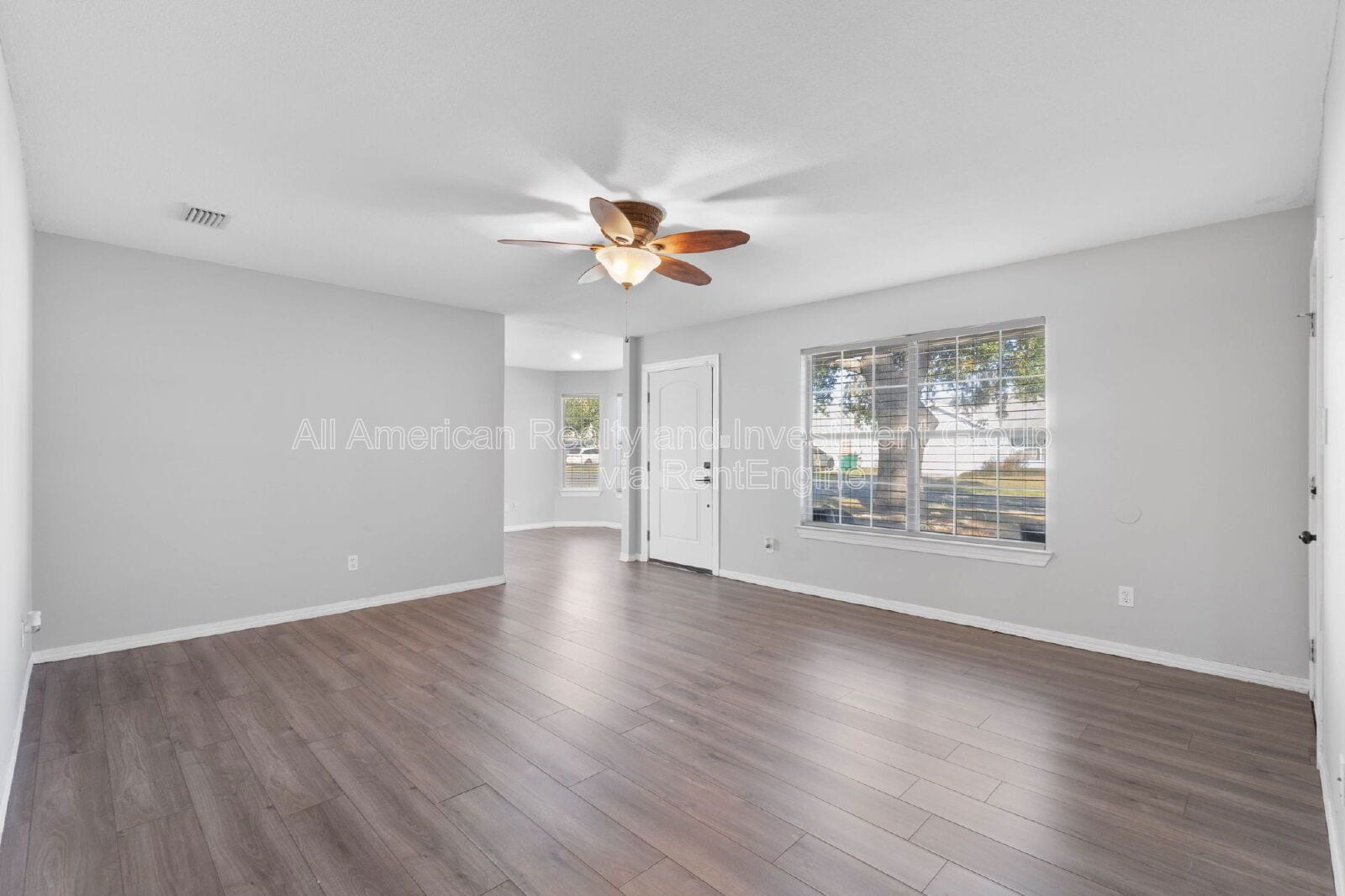 Building Photo - 908 Emily Cir