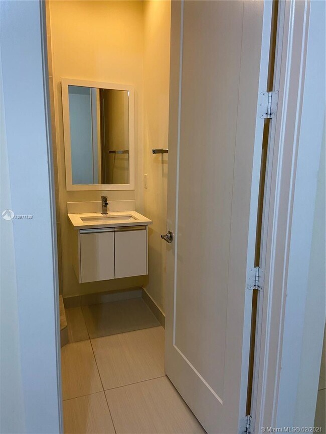 Building Photo - 6331 NW 105th Ct